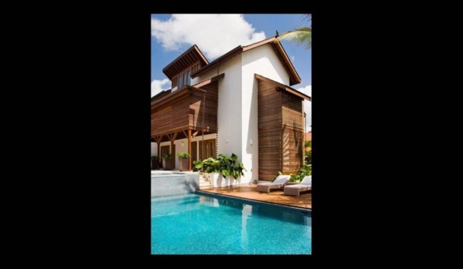 Srvittinivillas Luxury Modern Villa EspaciusBest Location and Service