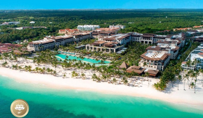 Adults Only Club at Lopesan Costa Bávaro Resort