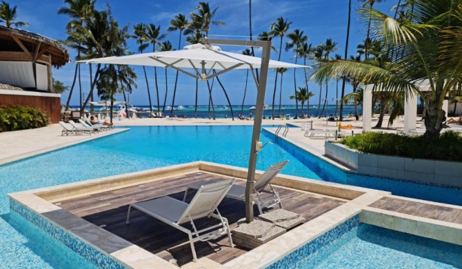 Amazing BeachFront condo Oceanview puntacana 2BR