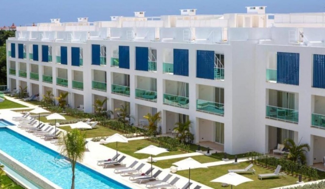 Cana Rock Condos Infinity Pool & Beach Suites