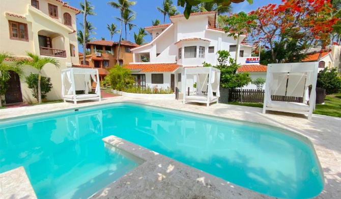 DELUXE VILLA playa LOS CORALES - POOL, BBQ, BEACH CLUB, WIFI