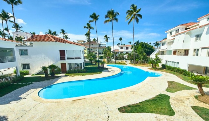 Las Terrazas Condo - Los Corales Village