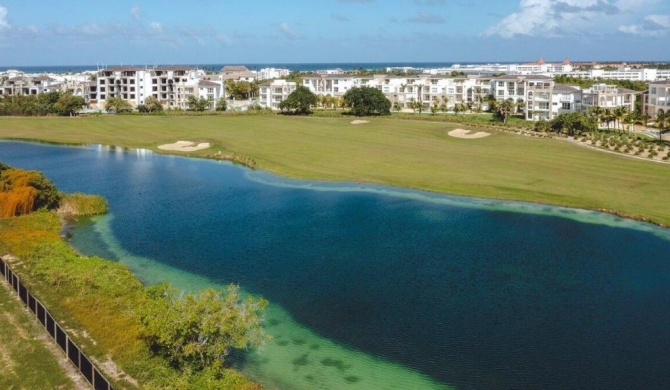 Luxury Apto Pool Golf View HSI at Cana Pearl