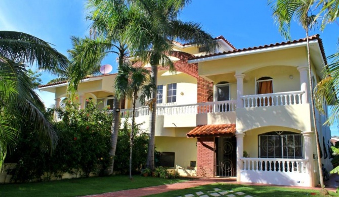 Sweet Home Punta Cana Guest House - VILLA Q15A