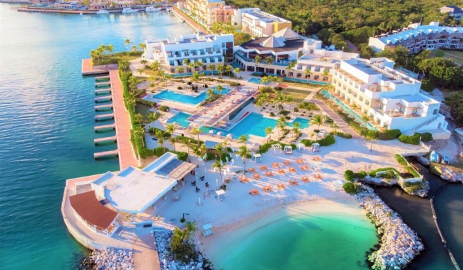 TRS Cap Cana Waterfront & Marina Hotel - Adults Only