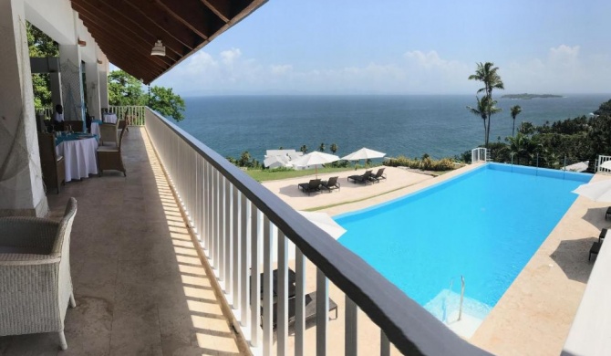 Vista Mare Ocean View Top Floor Condo, Samana