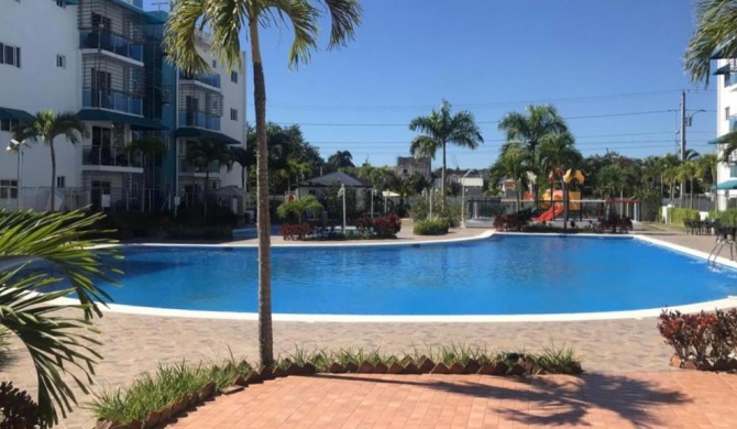 Súper apartamento con piscina