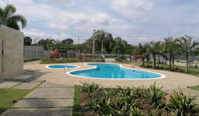 Your Space piscina, parque infantil, 3 habitaciones , Res Breezes Santiago