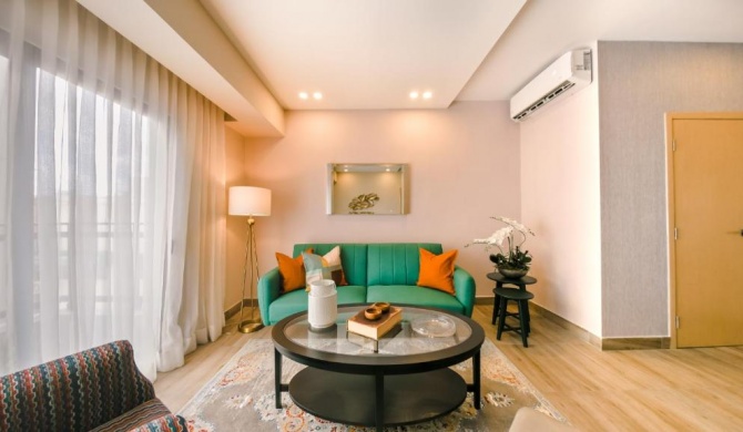 Fully Serviced Apartment at Regatta Living II - 6C