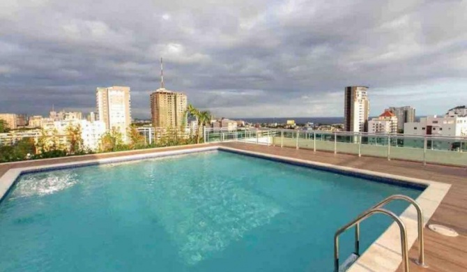 MODERN 2 BED ROOF TOP POOL OPEN WAS $105 NOW $85