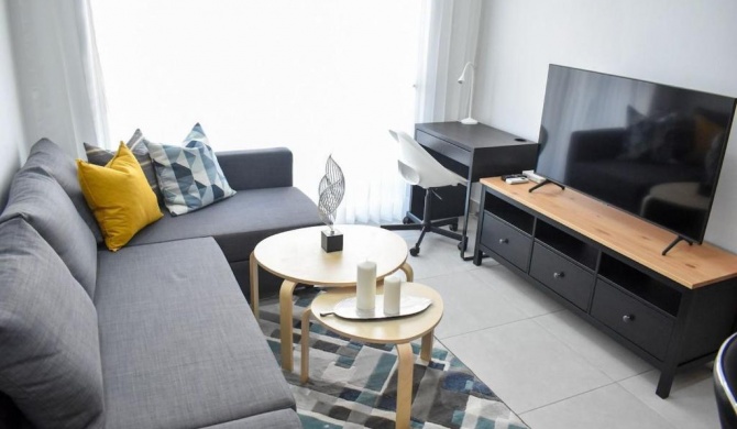 TREEV5A 1 Bed Apt. Pool, Workspace, Wifi and Free Movies