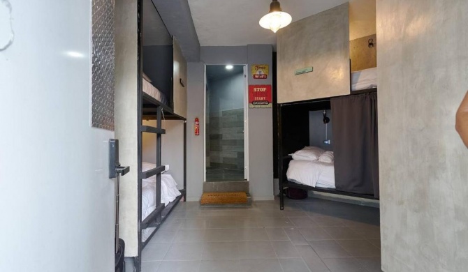 We Hostel and Suites Miraflores by Stand Out Hotels Collection