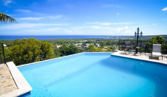 9 Bedroom Luxury Villa with Infinity Pool & Ocean View