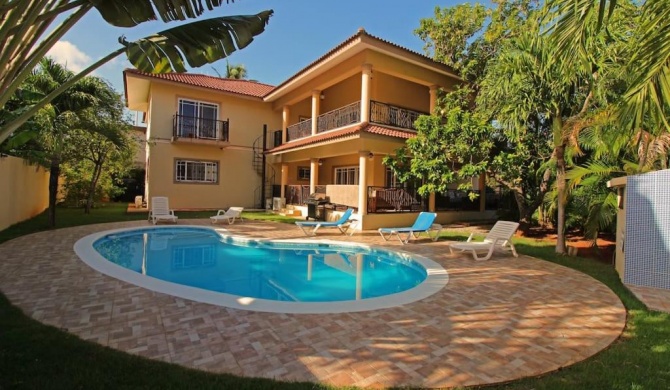 Super Spacious 4BR 4 5BA Villa w pool in Sosua