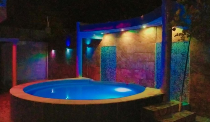 Hermoso departamento con piscina cerca de la playa